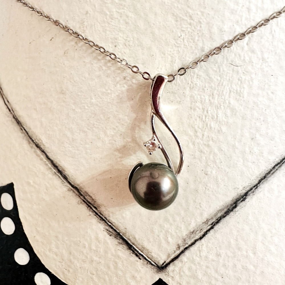 CHAULRI ~ Tahitian Black Pearl Pendant w/Small Diamond Sterling Silver - Picture 4 of 8